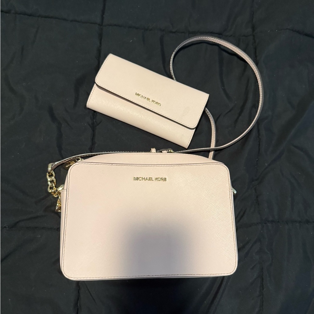 Michael Kors Light Pink Crossbody Bag and Wallet Set